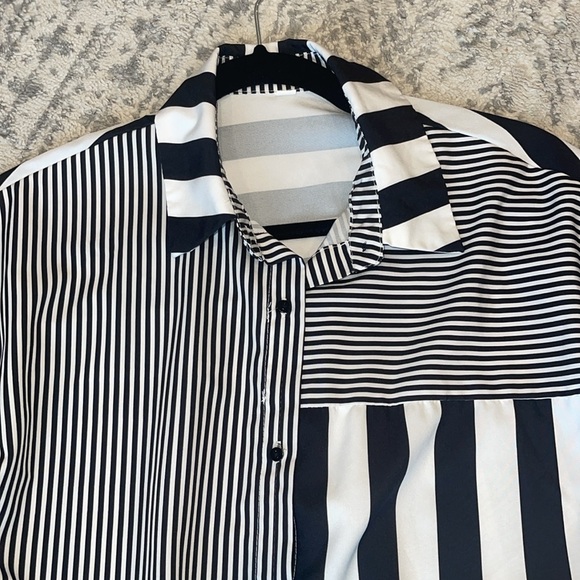 Women’s Large black and white stripes button up long sleeve office work shirt - Picture 2 of 5